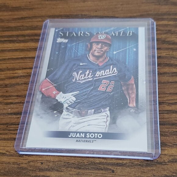 2022 Topps Series 1 Juan Soto Stars of the MLB #SMLB-23 Washington Nationals - Picture 2 of 3